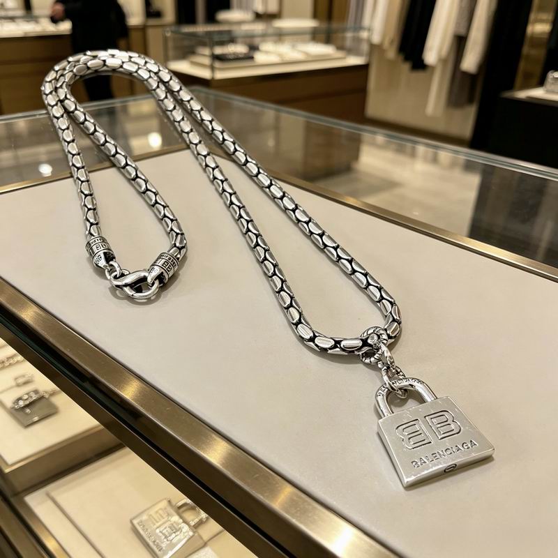 Balenciaga Necklace 05yxs30